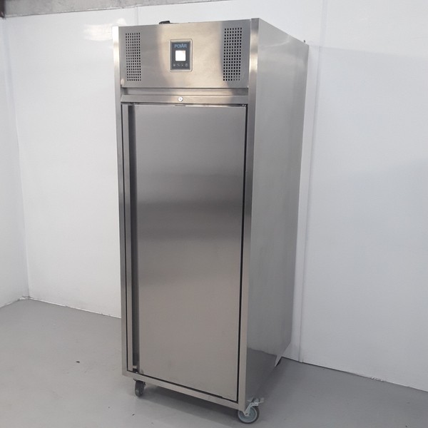Polar Single Upright Stainless Freezer 550 Litre UA002 For Sale