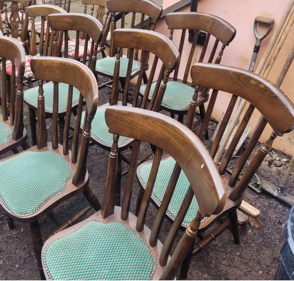 Green Upholstered Traditional Wooden Pub Chairs