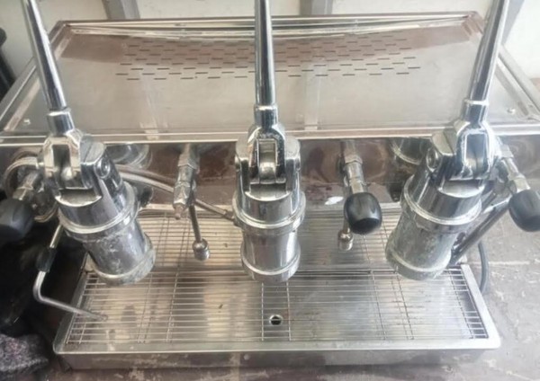 3 group lever coffee machine  for sale
