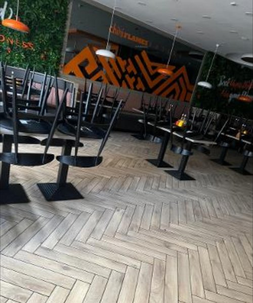 Black Cafe / Bistro Tables and Chairs Black Cafe / Bistro Tables and Chairs