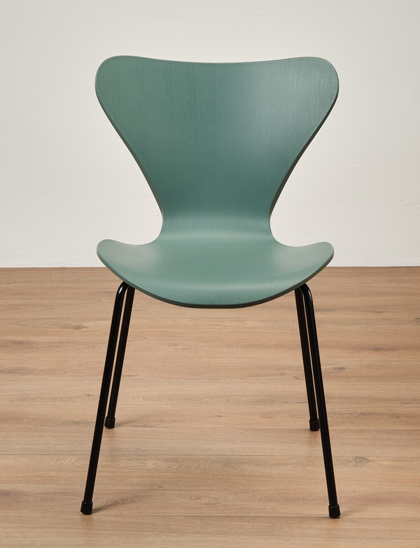 New Unused 30x Green Stacking Cafe Chairs For Sale