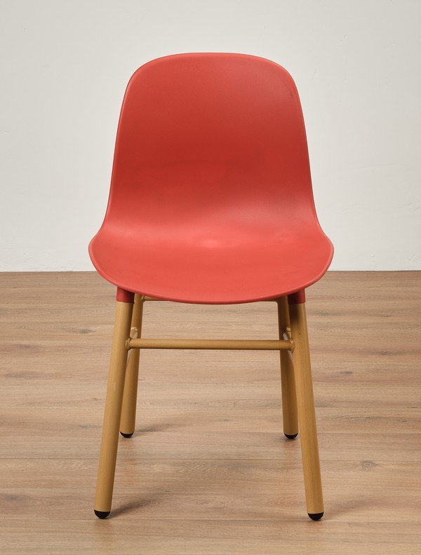 New Unused 40x Red Cafe Chairs For Sale