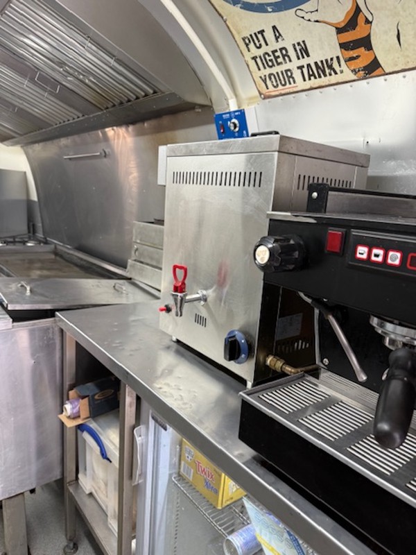 Rocket Airstream Catering Trailer Fully Equipped Rocket Airstream Catering Trailer Fully Equipped