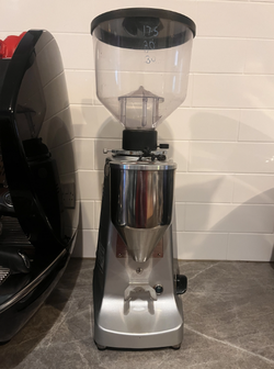 Secondhand Used 2017 Electronic Coffee Grinder For Sale