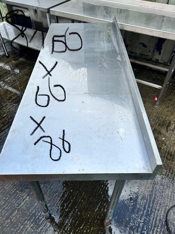 50cm x 60cm x 86cm stainless steel table