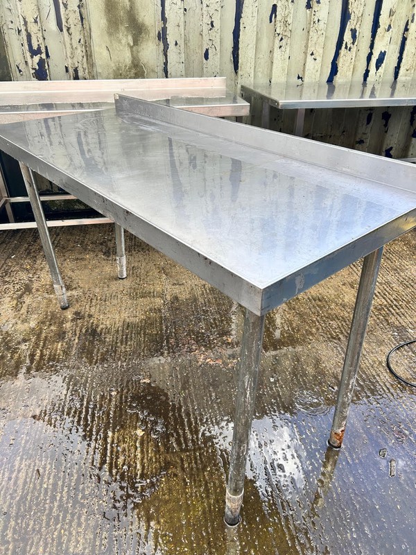 50cm x 60cm x 86cm stainless table