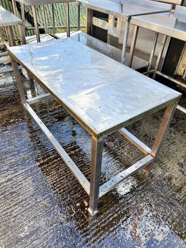 117cm x 56cm x70cm  stainless steel table