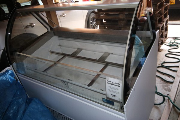 10 Pan Napolii Display Freezer  for sale