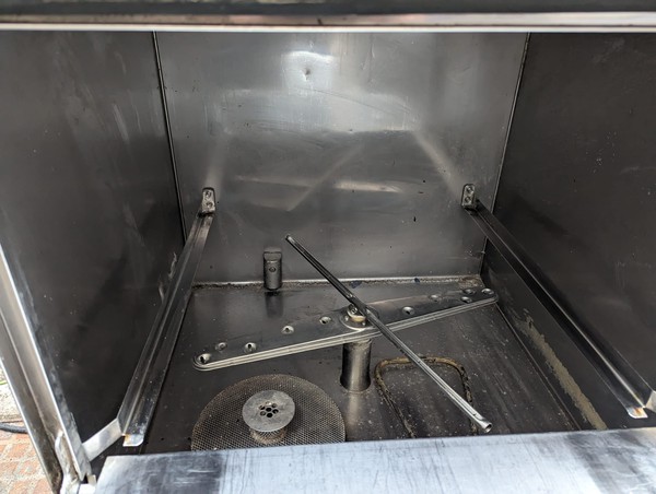 Mack commercial under counter dish washer