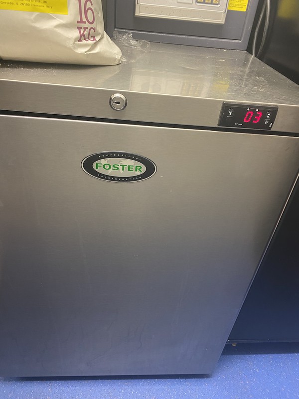 Foster HR150 Lockable fridge