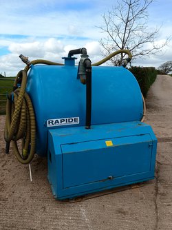 Secondhand Rapide 450 Gallon Waste Tank For Sale