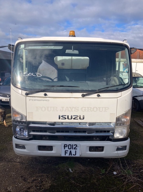 Secondhand Used Isuzu 7.5t Water Tank Service Vehicle For Sale