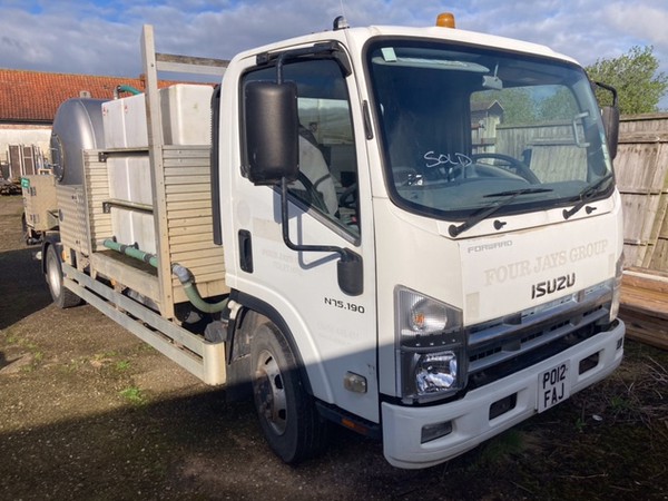 Used Isuzu 7.5t Water Tank Service Vehicle For Sale