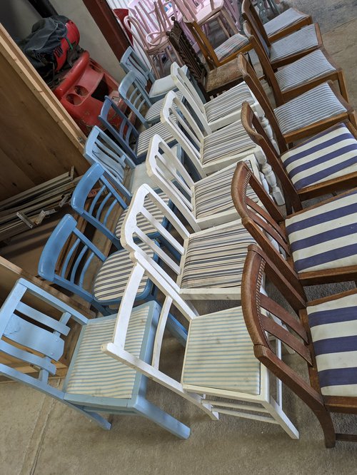 Secondhand Used 21x Vintage Upholstered Chairs For Sale Secondhand Used 21x Vintage Upholstered Chairs For Sale