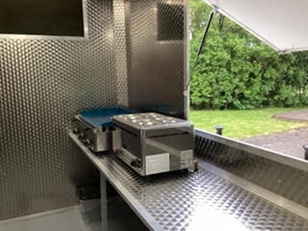 Mobile Catering Van - Lincolnshire 9