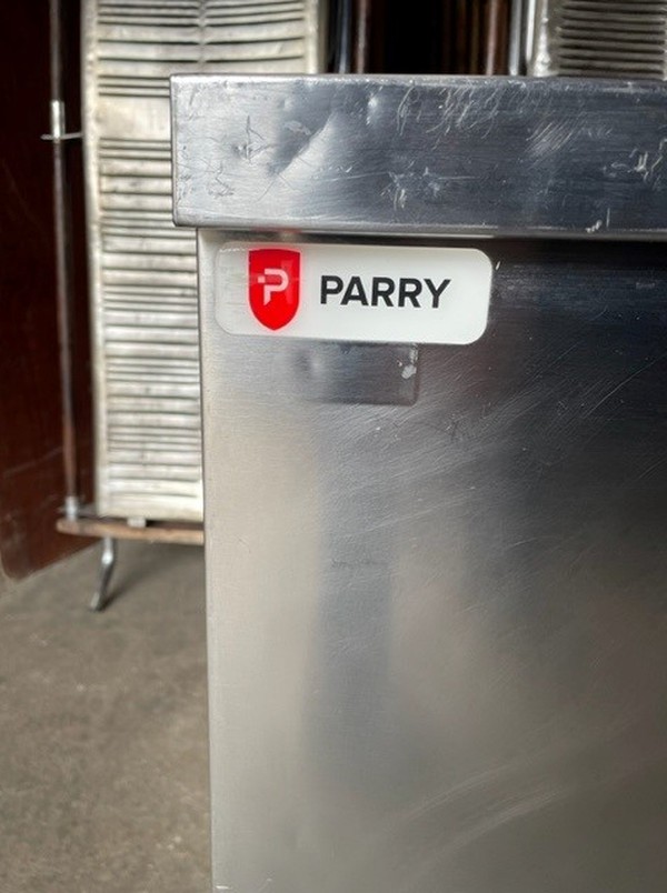 Used Parry Mobile Heated Hand Wash Sink For Sale