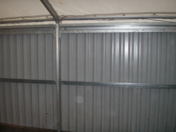 Corrugated marquee walls
