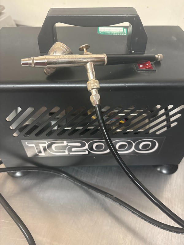 Secondhand Airbrush Compressor For Sale