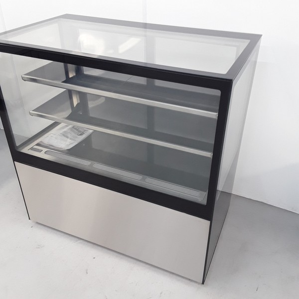 Polar Deli Glass Display Fridge 385Ltr DB951