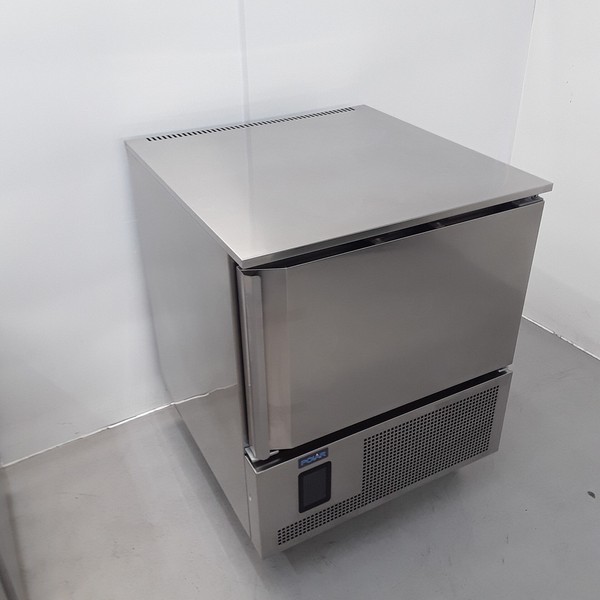 New B Grade Polar Blast Chiller Freezer 18/14kg UA015