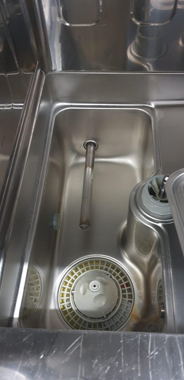 Secondhand Winterhalter UC-S Dishwasher