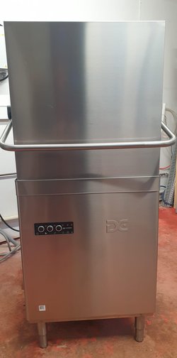 Secondhand DC SD900CPIS Pass Through Dishwasher For Sale