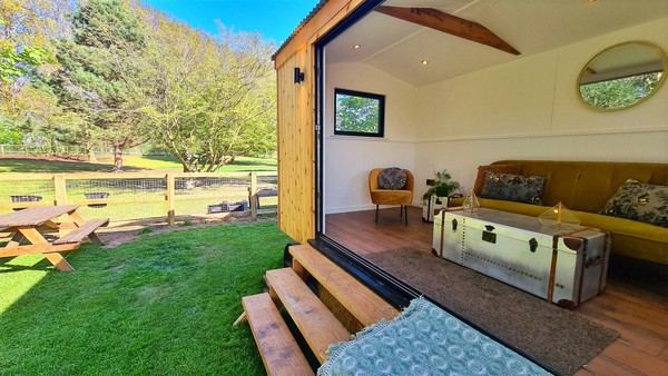 Secondhand Shepherd's Hut