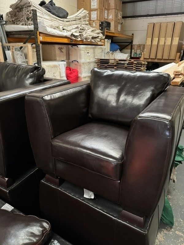 Secondhand 10x Faux Leather Sofas
