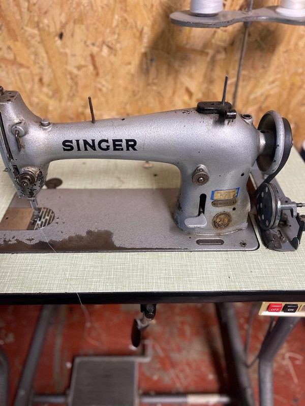 Lock stitch sewing machine for sale