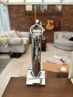 New Unused 9x Flooded (Frosted) Beer Towers & Taps For Sale