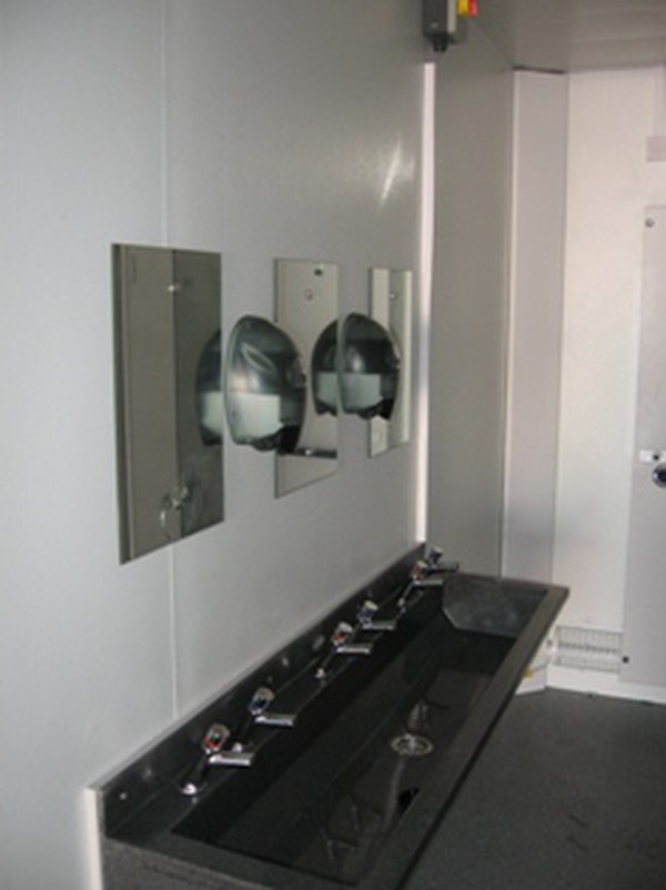 Sinks in Toilet Unit