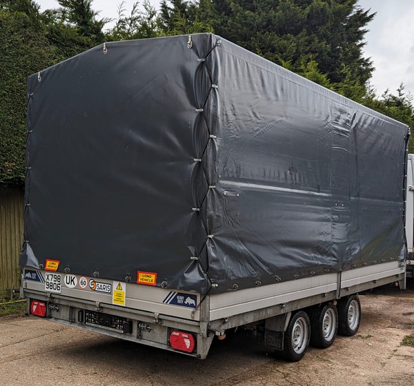 Trailer with removable cover