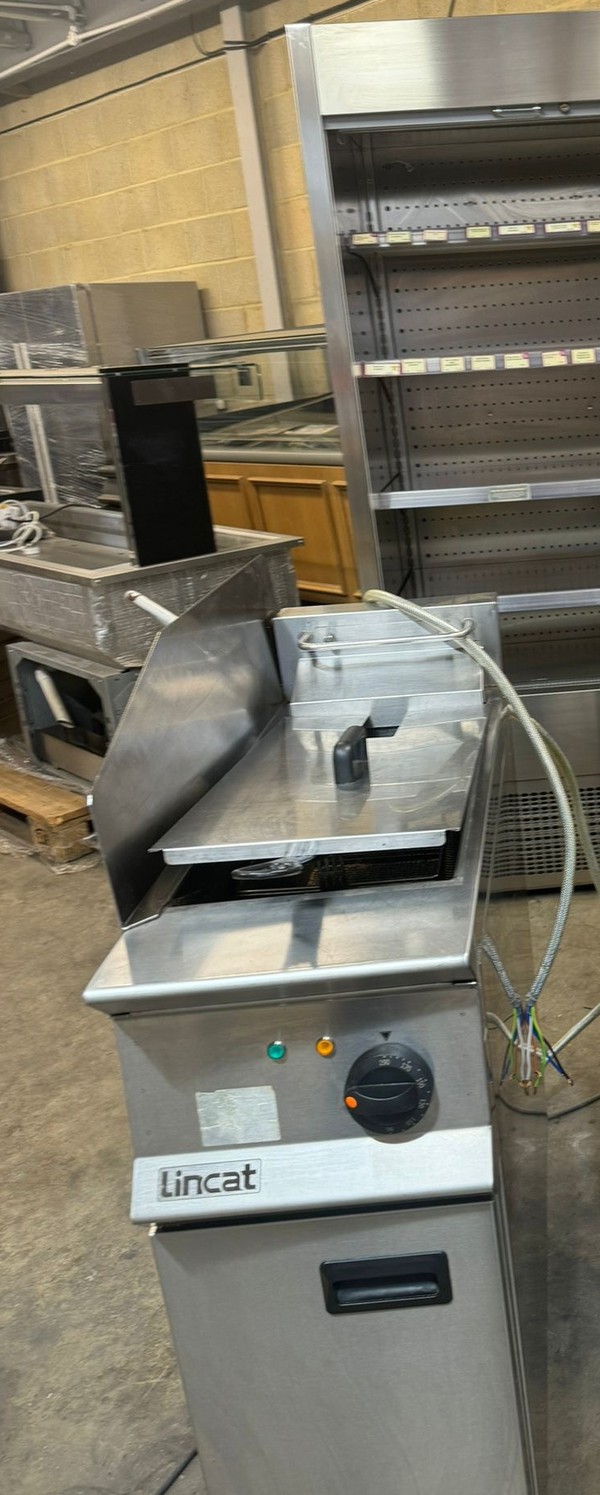 Secondhand Used Lincat Electric Single Fryer For Sale