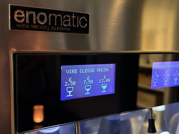 Buy Used Enomatic Elite 8 (v.2.5) Dual Temperature Wine Dispenser