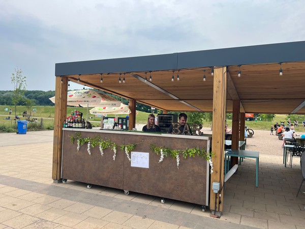 Secondhand Mobile Catering Bar For Sale