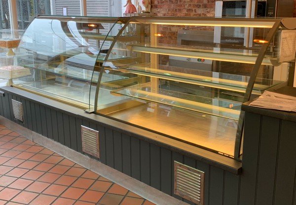2x Ambient Bakery Display Counter