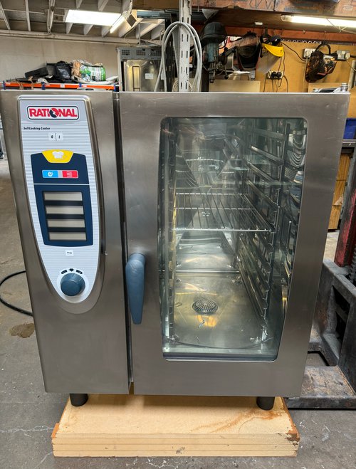 Rational SCC 10 Grid Electric Combi Oven For Sale Rational SCC 10 Grid Electric Combi Oven For Sale