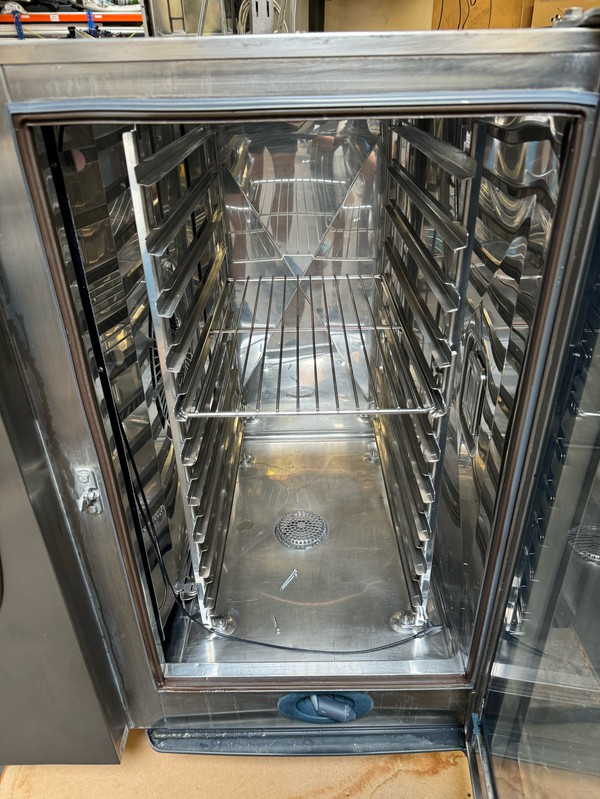 Secondhand Rational SCC 10 Grid Electric Combi Oven