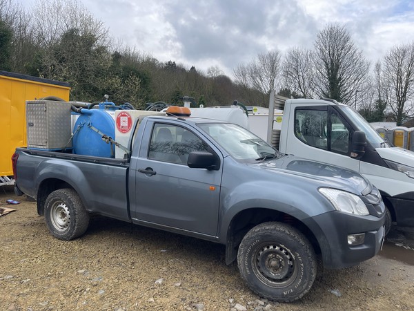 Secondhand 2015 Isuzu D-max with 500L Waste Tank For Sale