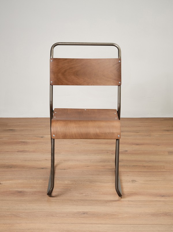 200x Retro Canteen Chairs