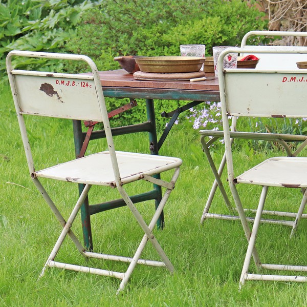 Used Vintage Chairs White Folding