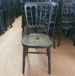 Secondhand Used 98x Black Cheltenham Chairs For Sale