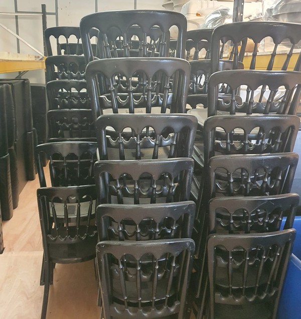 Secondhand 98x Black Cheltenham Chairs