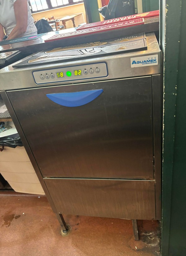 Secondhand Commercial Glass Washer For Sale