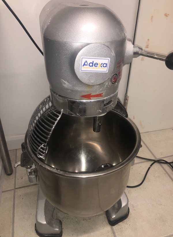 Secondhand Complete Pizza Kitchen Setup For Sale