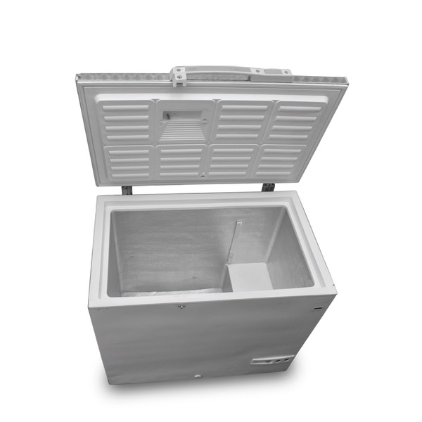 White Caravell CM 30 Chest Freezer