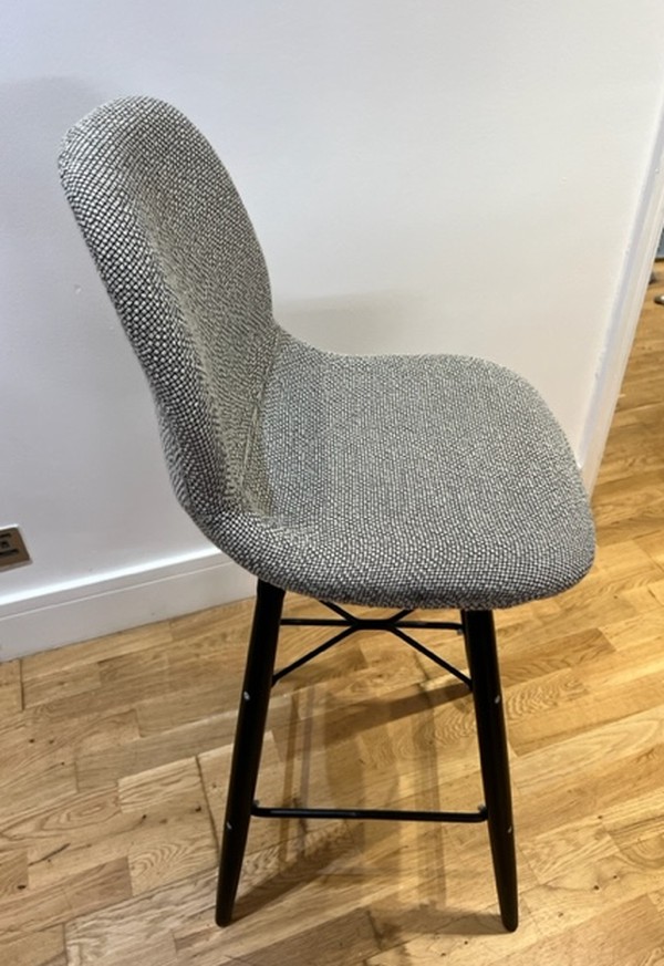 Used 28x Bar Stools For Sale