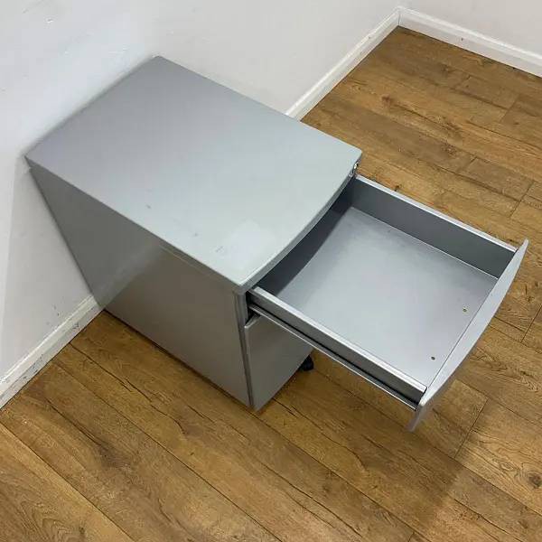 Desk unit top drawer