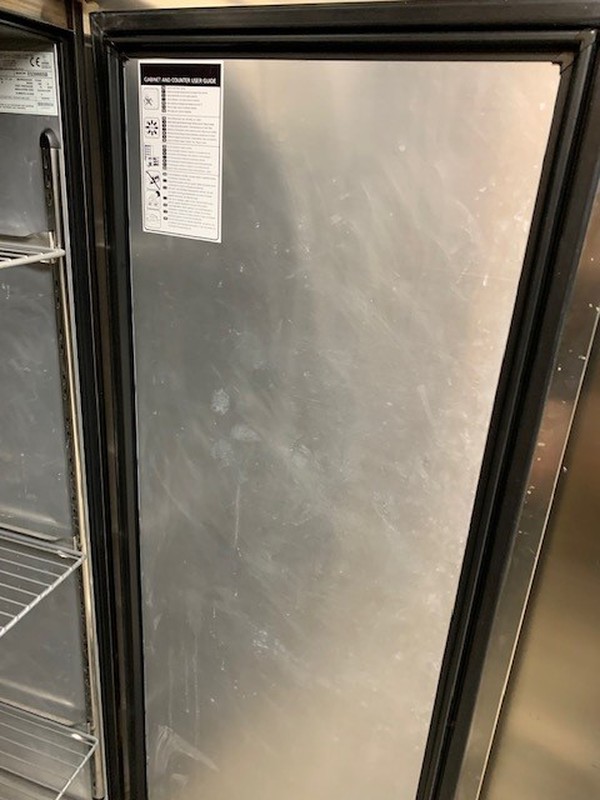 Double door upright fridge door seal