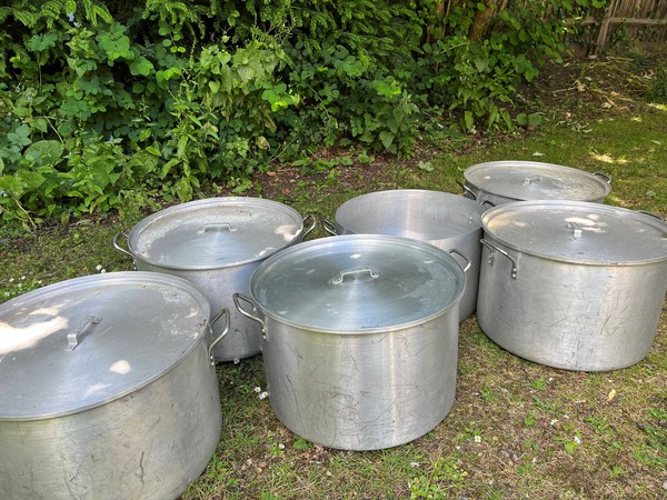 Large Saucepans For Sale